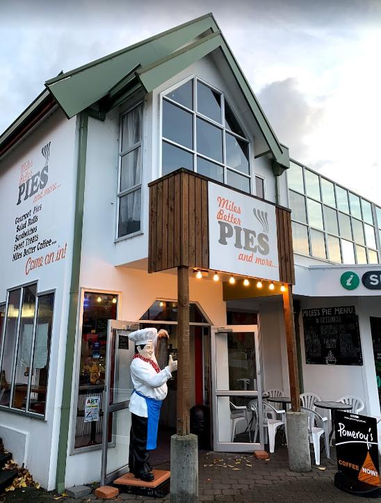 Te Anau Downtown (蒂阿瑙小鎮) : Miles Better Pie － 鹹派專賣店
