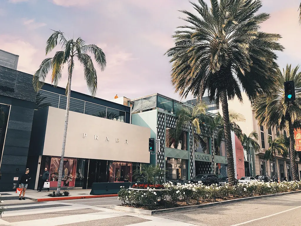 16-19_Beverly Hills