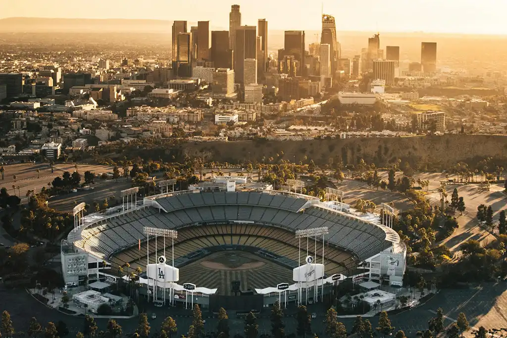 16-28_Dodger Stadium