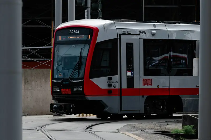 28-09_Muni Metro 舊金山交通 2. Muni Metro Light Rail (輕軌列車)
