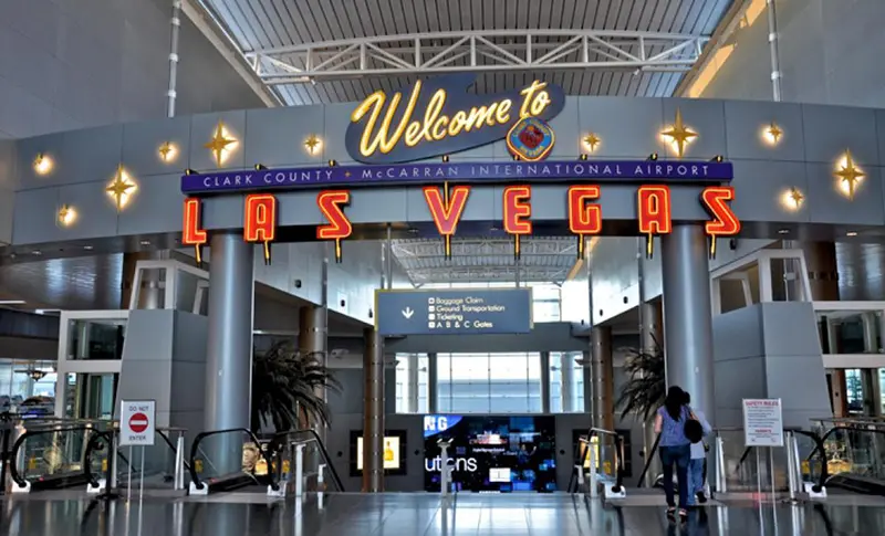 29-01_LAS airport 拉斯維加斯機場 (LAS) 「哈里 · 瑞德國際機場 (Harry Reid)」「麥卡倫國際機場 (McCarran)」
