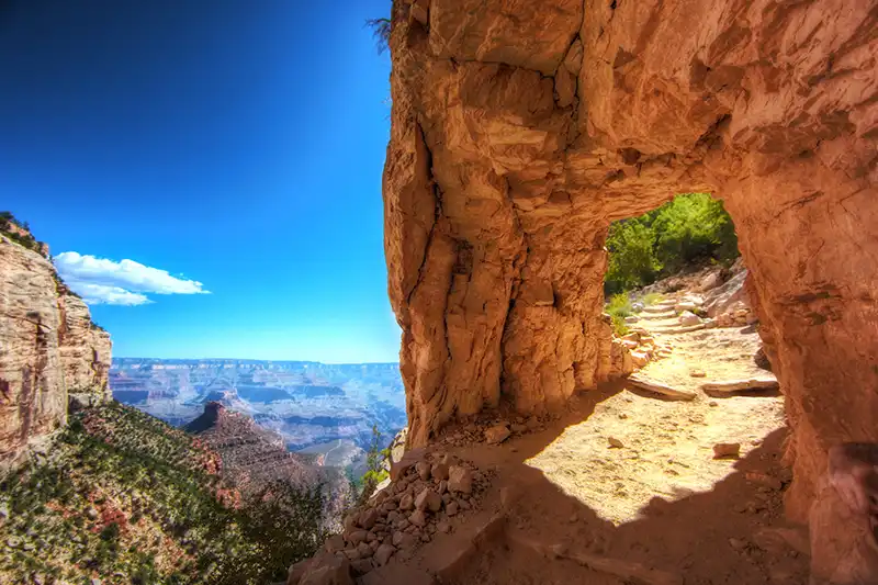 23-23_Bright Angel Trail 大峽谷旅遊景點 #14. Bright Angel Trail (光明天使步道)