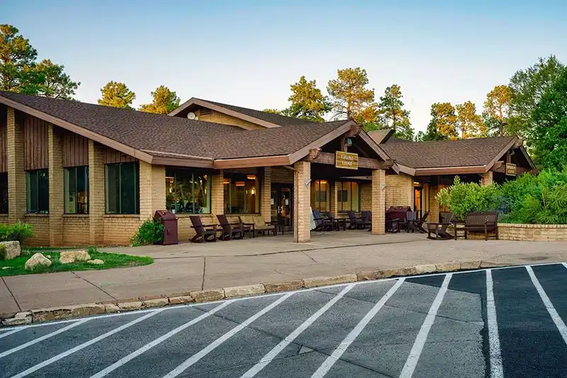 23-28_Yavapai Lodge