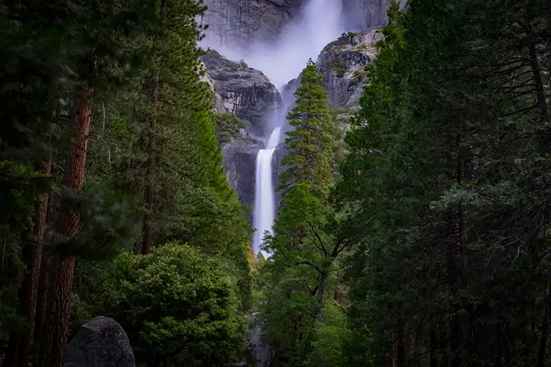 32-05_Yosemite Falls Lower_2