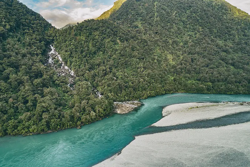9-06_Roaring Billy Falls Fox Glacier 到 Wanaka 景點推薦 4-2) Roaring Billy Falls (咆哮比利瀑布)