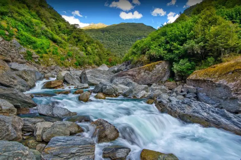9-09 Gate of Haast _Kui Kantavee W. Fox Glacier 到 Wanaka 景點推薦 4-4) Gate of Haast (哈斯特之門)