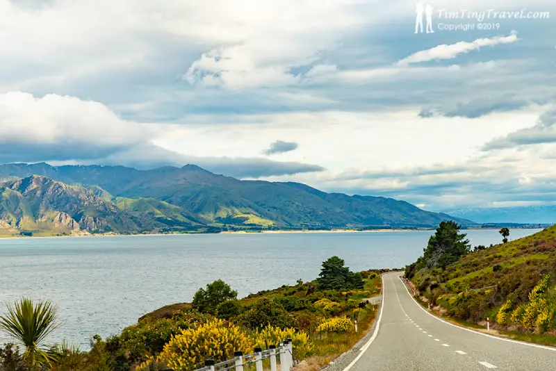 9-17_ Lake Hawea Fox Glacier 到 Wanaka 景點推薦 7. Lake Hawea Lookout (哈威亞湖觀景台)