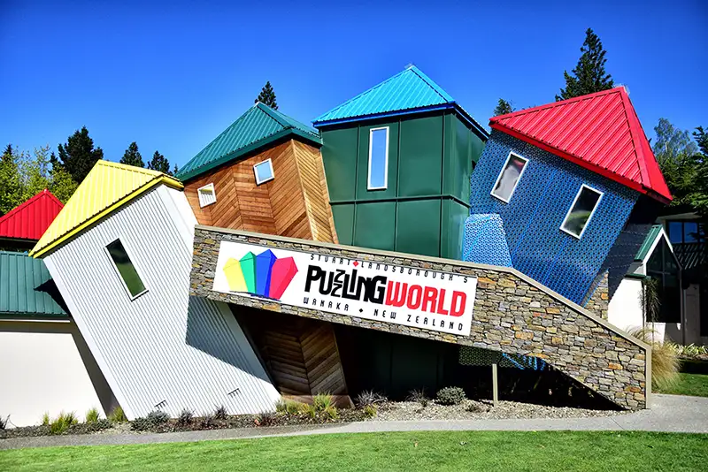 10-13_ Puzzling World