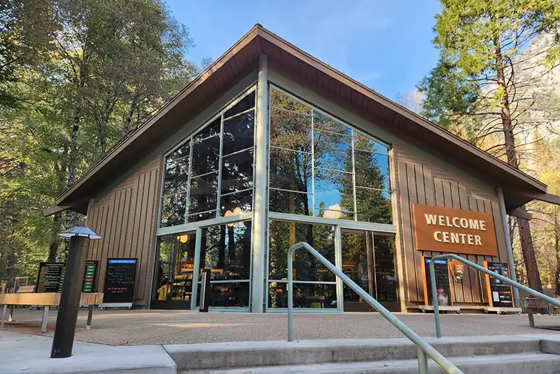32-15_Yosemite Welcome Center 優勝美地景點推薦 9. Yosemite Valley Welcome Center (遊客中心)