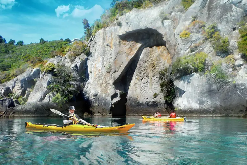 38-09_Taupo Kayaking Adventures