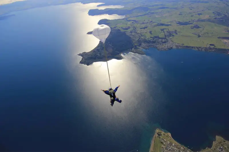 38-15_Skydive Taupo