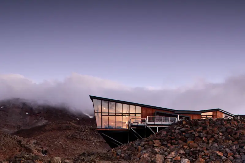39-23_Knoll Ridge Cafe