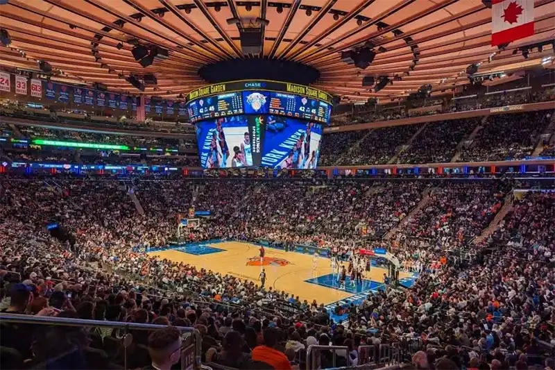 01-55_Madison Square Garden