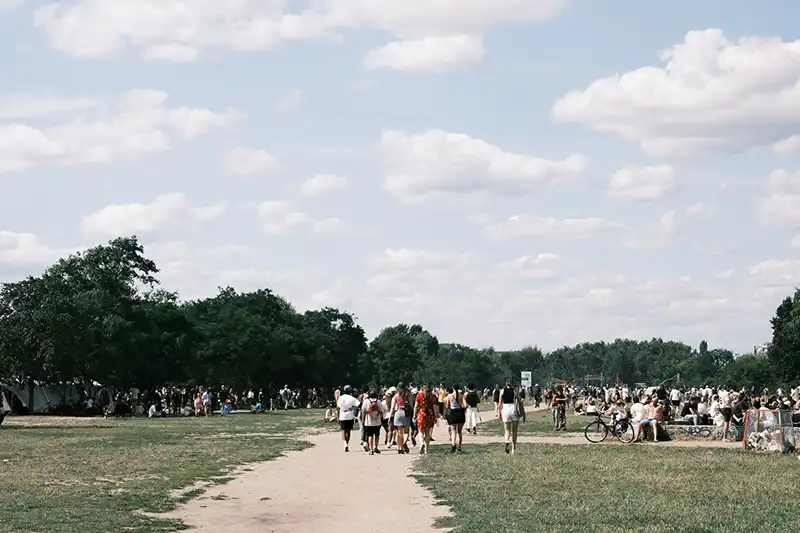柏林景點｜#5 Mauerpark 週日二手市集
