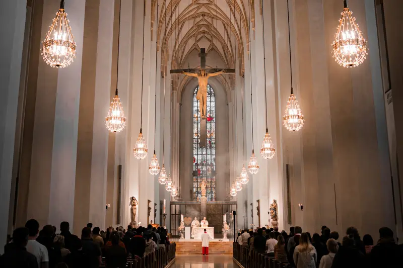 04-17_Frauenkirche Interior_2