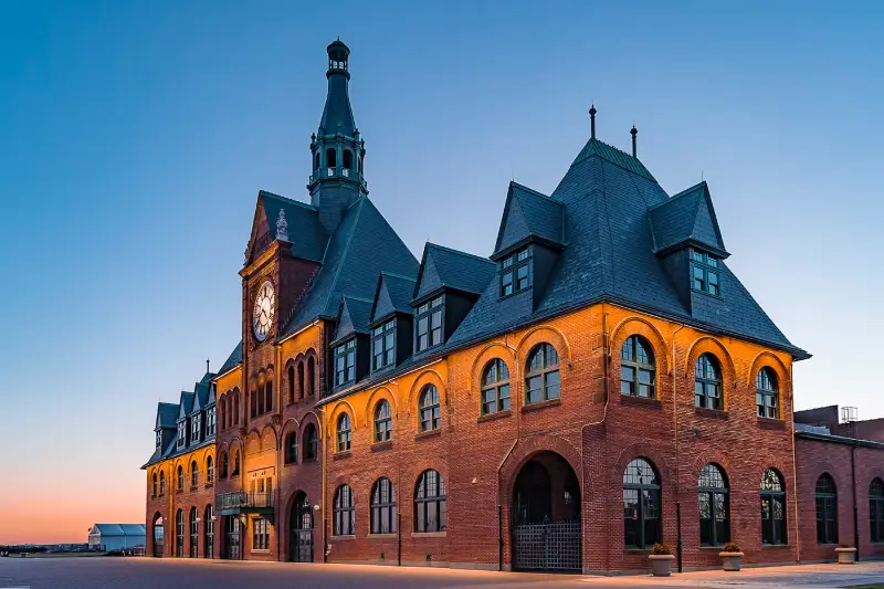 05-14 Central Railroad of New Jersey Terminal_V2